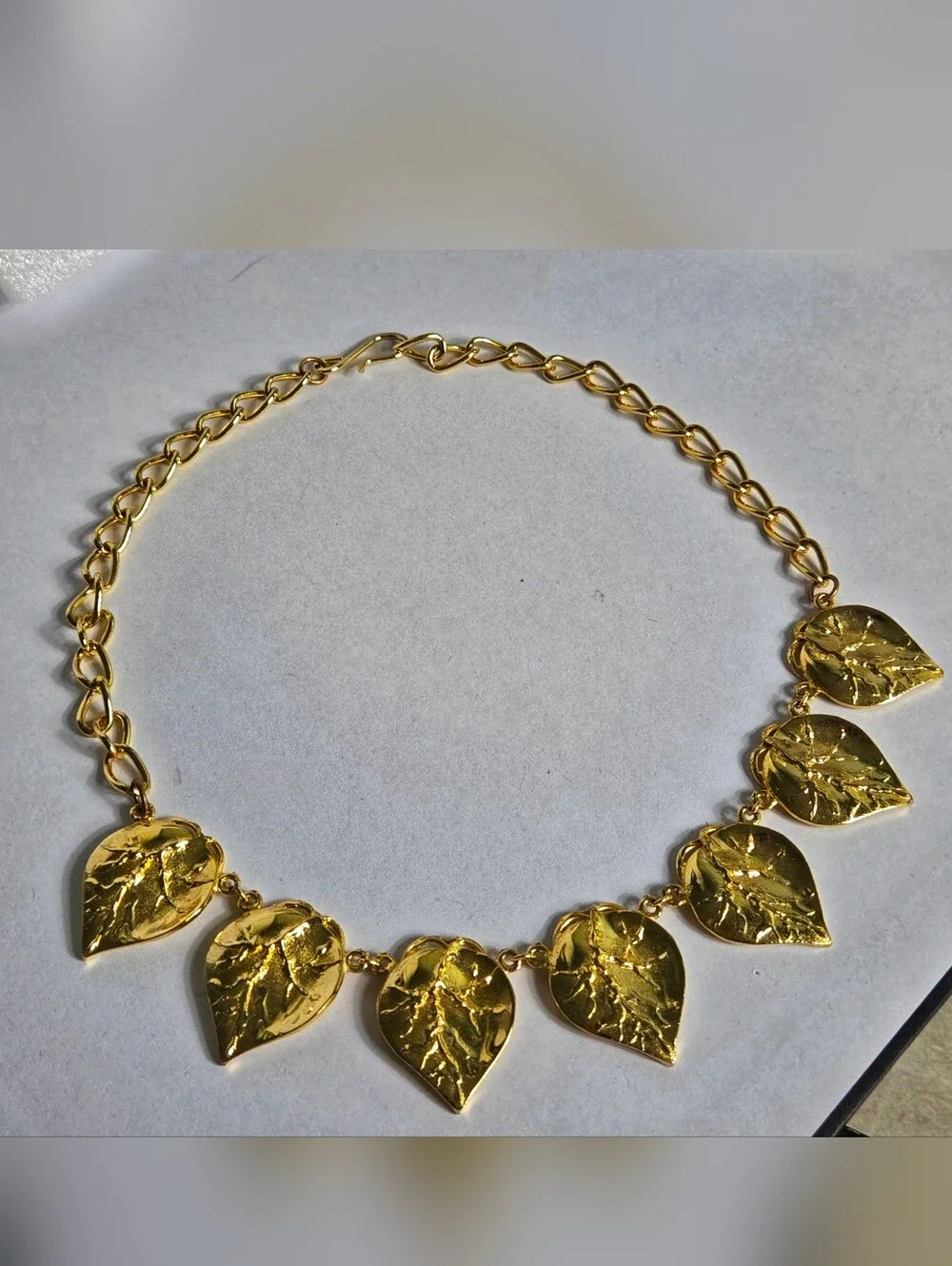 Vintage Gold Leaf-Link Necklace - Gold Tone - Picture 5 of 12